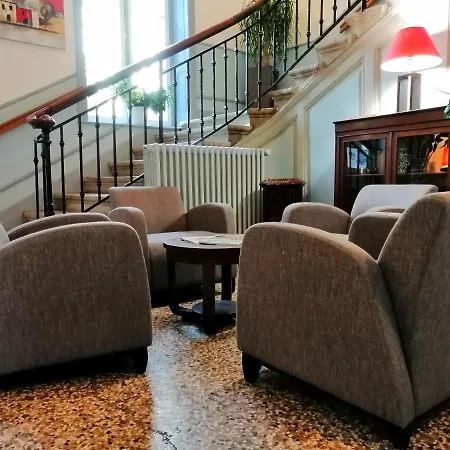 Vtf Le Domaine Les Hautannes Hotel