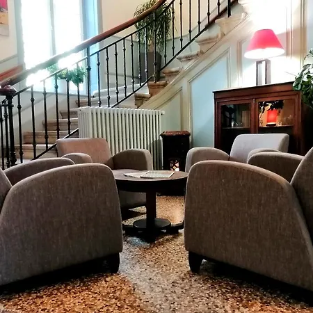 Hotel Vtf Le Domaine Les Hautannes Saint-Germain-au-Mont-d'Or