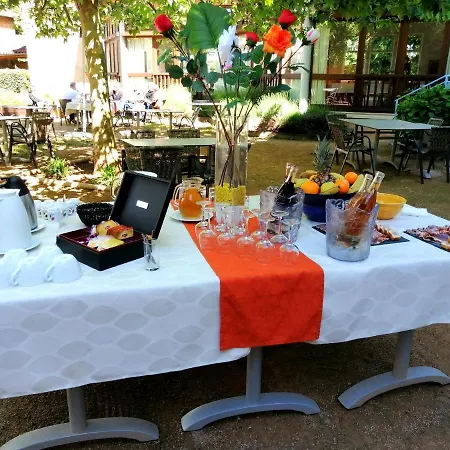 Hotel Vtf Le Domaine Les Hautannes